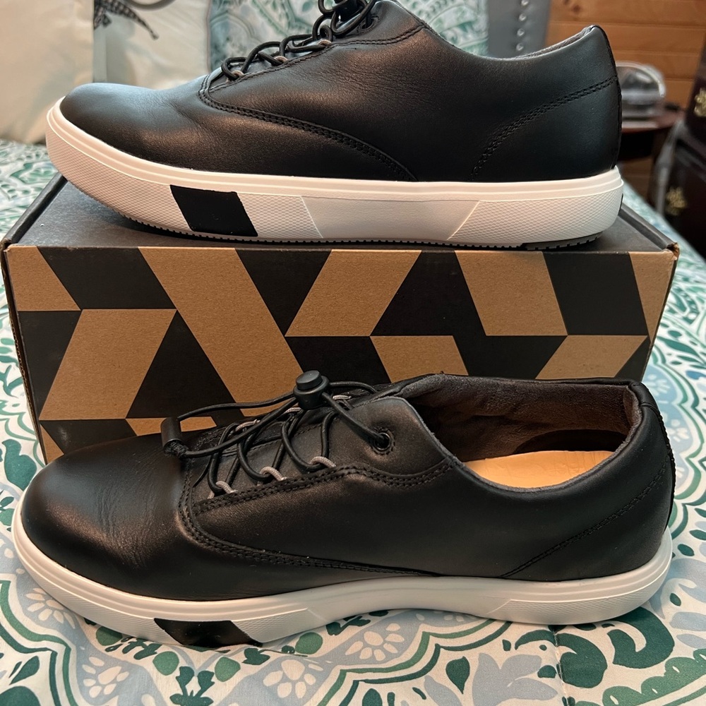 Anodyne Women’s Diabetic Casual Sneakers